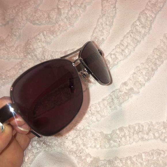 Coach sunglasses - Picture 3 of 3